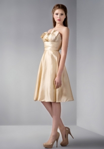 Champagne Prom Graduation Dress Knee-length Ruched