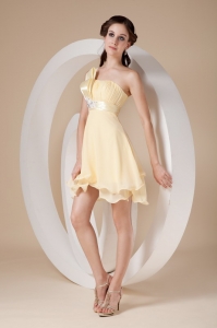 One Shoulder Light Yellow Mini-length Chiffon Prom Dresses