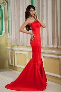 Red Mermaid Strapless Brush Train Satin Prom Evening Dress