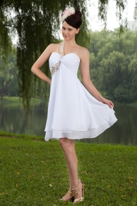 White One Shoulder Knee-length Beading Homecoming Dress
