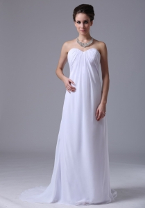Sweetheart White Bridesmaid Dress Chiffon Ruched Floor-length