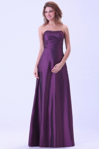 Strapless Dark Purple Bridemaid Dress Ruching Floor-length