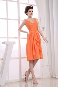 Bridesmaid Dress V-neck Orange Knee-length Ruching