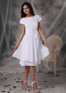 Chiffon White Bateau Bridesmaid dress Knee-length Short Sleeves