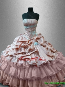 2016 Luxurious Strapless Quinceanera Gowns with Ruffled Layers