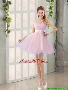 Perfect V Neck Strapless Short Modest Prom Dresses with Bowknot