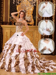 Winter New style White Quinceanera Gowns with Beading and Ruffles