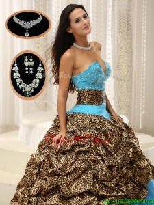 Cheap Sweetheart Sweet Sixteen Dresses with Beading and Pick Ups
