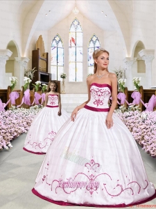 Top Seller Embroidery Princesita Dress in White and Wine Red