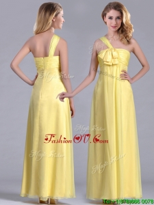 Exclusive One Shoulder Chiffon Yellow Dama Dresses for Quinceanera in Ankle Length