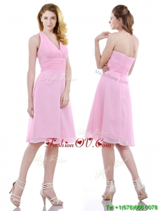Latest Halter Top Knee Length Bridesmaid Dress in Baby Pink