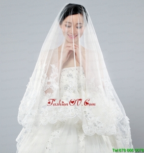 Discount Two-Tier Classic Wedding Veils with Lace Edge