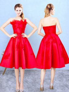 Knee Length Lace Up Bridesmaid Dress Red for Wedding Party with Appliques and Ruffles