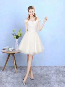 Glittering Cap Sleeves Tulle Knee Length Lace Up Wedding Party Dress in Champagne with Lace
