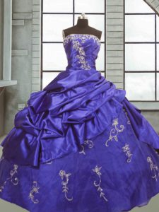 Ball Gowns Quinceanera Gowns Purple Strapless Taffeta Sleeveless Floor Length Zipper