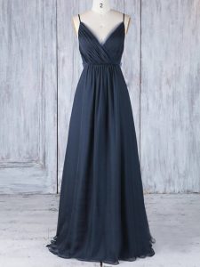 Sleeveless Chiffon Floor Length Backless Wedding Guest Dresses in Navy Blue with Ruching