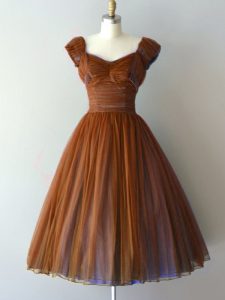 Brown Chiffon Zipper Dama Dress for Quinceanera Cap Sleeves Knee Length Ruching