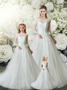 White A-line V-neck Sleeveless Tulle Court Train Zipper Lace Quinceanera Dress