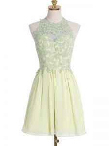 Low Price Sleeveless Knee Length Appliques Lace Up Quinceanera Court of Honor Dress with Light Yellow