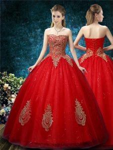 Comfortable Red Tulle Lace Up Wedding Gowns Sleeveless Floor Length Appliques