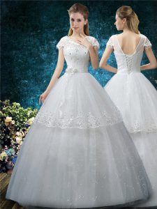 Exquisite Scoop Short Sleeves Wedding Gowns Floor Length Embroidery White Tulle