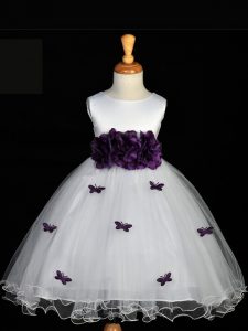 Trendy Tulle Scoop Sleeveless Zipper Appliques and Bowknot and Hand Made Flower Flower Girl Dress in White