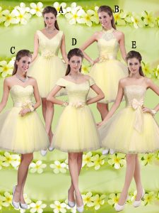 Knee Length Light Yellow Wedding Guest Dresses V-neck Sleeveless Lace Up