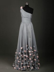 Grey Sleeveless Floor Length Pleated and Belt and Hand Made Flower Backless Prom Gown