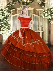 Vintage Short Sleeves Embroidery and Ruffled Layers Zipper Quinceanera Gown
