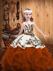 Rust Red Ball Gowns Organza Straps Sleeveless Embroidery and Ruffles Floor Length Lace Up Little Girls Pageant Gowns