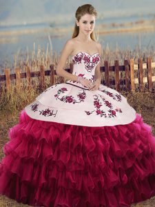 Best Selling White And Red Sleeveless Organza Lace Up Quinceanera Gowns for Military Ball and Sweet 16 and Quinceanera