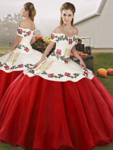 Off The Shoulder Sleeveless Lace Up Quince Ball Gowns White And Red Organza