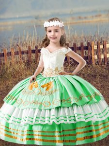 Green Satin Lace Up Little Girl Pageant Dress Sleeveless Floor Length Embroidery