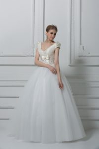 White Short Sleeves Tulle Lace Up Wedding Dresses for Wedding Party
