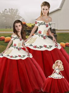 Unique Organza Off The Shoulder Sleeveless Lace Up Embroidery Sweet 16 Dress in White And Red