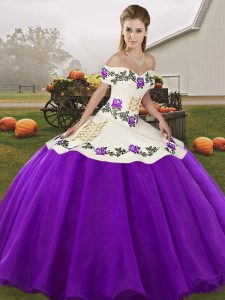Luxury Off The Shoulder Sleeveless Lace Up Quinceanera Gowns White And Purple Organza