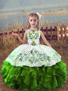 Floor Length Lace Up Pageant Gowns For Girls Green for Wedding Party with Embroidery and Ruffles