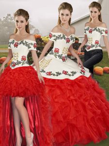 White And Red Lace Up Off The Shoulder Embroidery and Ruffles Vestidos de Quinceanera Organza Sleeveless