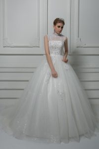 Spectacular White Lace Up Wedding Dress Beading and Lace and Bowknot Sleeveless Brush Train