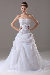 White Wedding Gowns Organza Brush Train Sleeveless Embroidery
