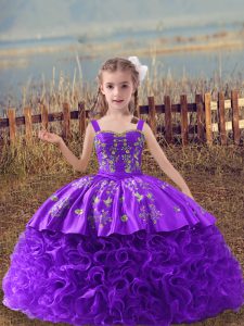 Customized Lace Up Little Girls Pageant Gowns Lavender for Wedding Party with Embroidery Sweep Train