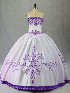 Sexy Scoop Sleeveless 15 Quinceanera Dress Floor Length Embroidery White And Purple Satin