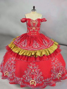 High Quality Sleeveless Floor Length Embroidery Lace Up 15th Birthday Dress with Red
