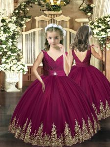 Burgundy Ball Gowns Sleeveless Tulle Floor Length Backless Embroidery Girls Pageant Dresses
