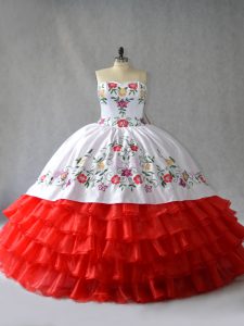 Modest Sleeveless Organza Floor Length Lace Up Sweet 16 Dress in White And Red with Embroidery and Ruffled Layers