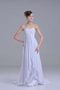 Chiffon Sweetheart Sleeveless Sweep Train Lace Up Lace Wedding Gown in White