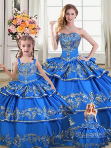 Latest Sweetheart Sleeveless Vestidos de Quinceanera Floor Length Embroidery and Ruffled Layers Royal Blue Satin and Organza