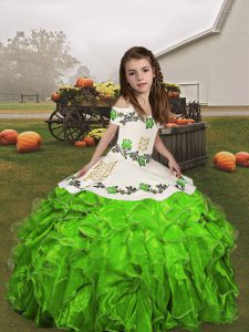 Beautiful Sleeveless Organza Floor Length Lace Up Little Girls Pageant Gowns in with Embroidery and Ruffles
