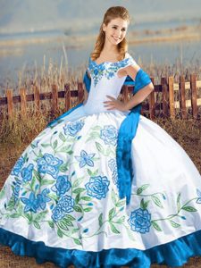 Fancy Blue And White Ball Gowns Satin Off The Shoulder Sleeveless Embroidery Floor Length Lace Up Quince Ball Gowns