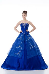 Royal Blue Vestidos de Quinceanera Sweet 16 and Quinceanera with Embroidery and Ruffled Layers V-neck Sleeveless Lace Up
